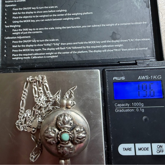 Vintage Silver Prayer Box Locket Pendant with Turquoise - Picture 4 of 8